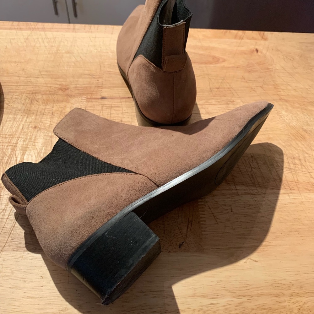 Halogen tan suede ankle boots